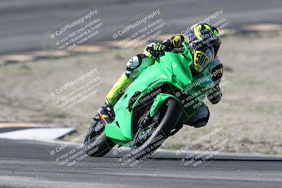 media/Jan-15-2026-Racers Edge (Thu) [[dfebeb70ab]]/3-B Group/Session 2 (Bowl Exit)/